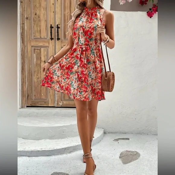 Bobo floral print halter mini dress - Picture 5 of 6